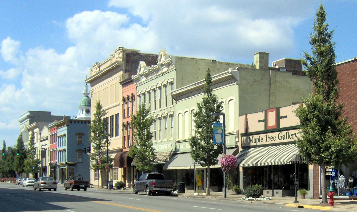 Historic downtown Danville, Kentucky streetscape