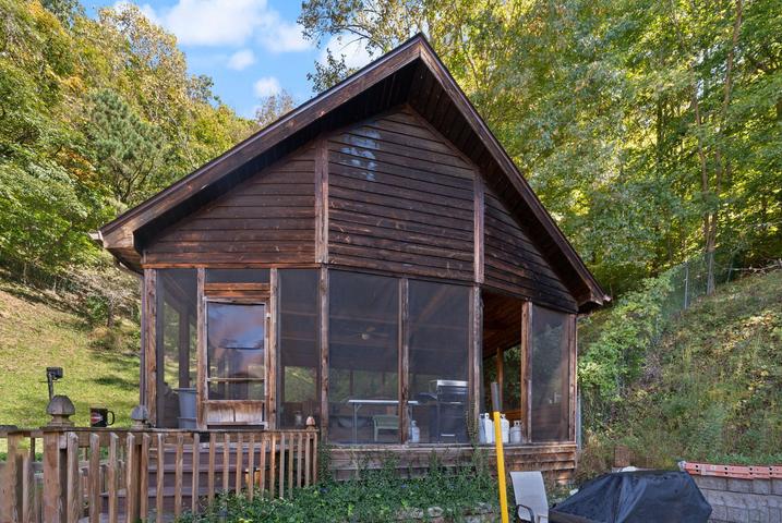 Outbuilding on the property