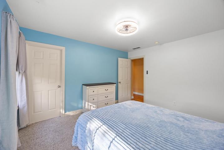 Second upstairs bedroom