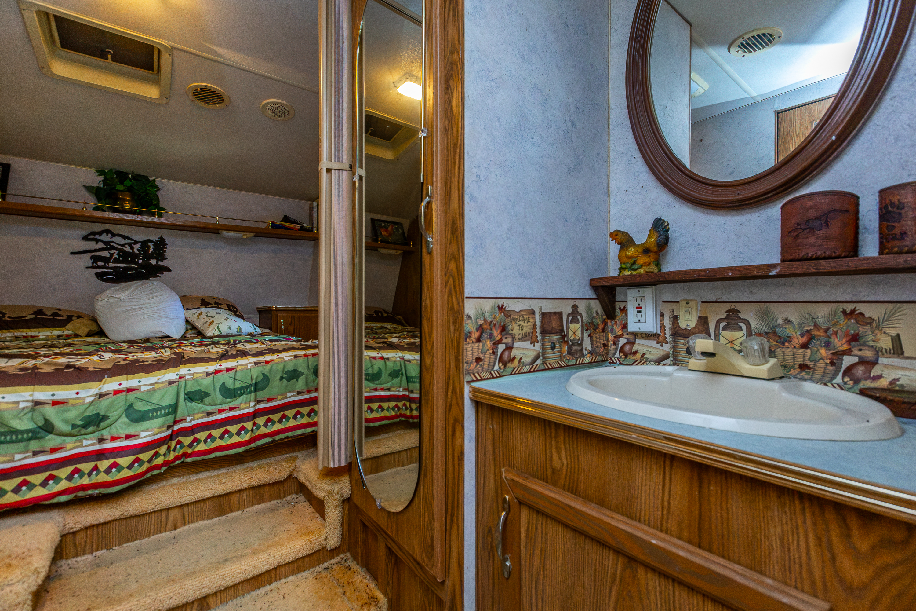 Guest house room